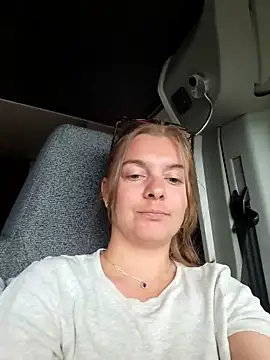 vanlifevixen (G young) - pussy play last tipper 5min toy control