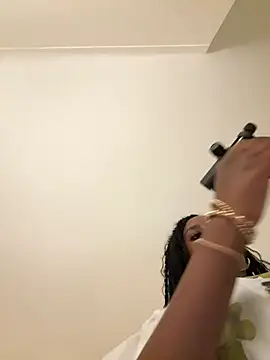 Your_Paris live sex cam