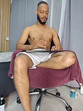 Oliver_bigblack_cock webcam