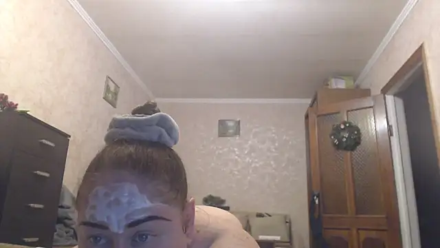 Amy_August