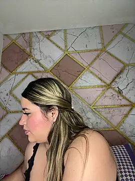 Amira_Malia