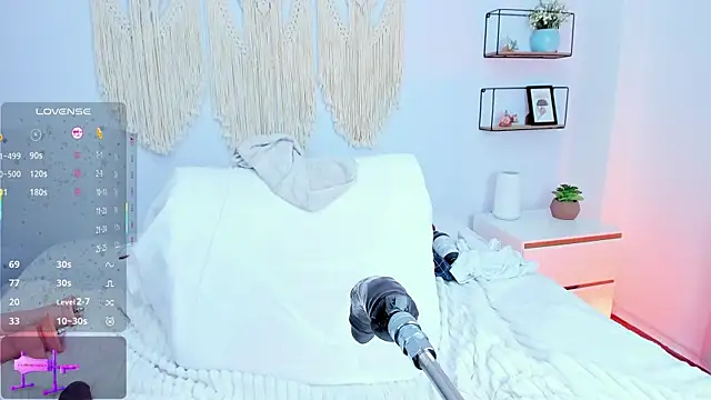 evaa_rose webcam