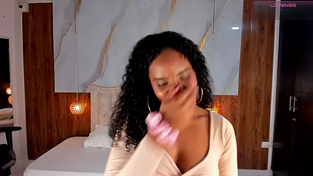 lia_16