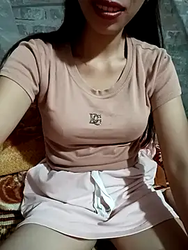 elena_mia - Elena_Mia's free webcam - UK Sex Cams