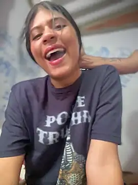 Llaranelle - Couple webcam sex chat