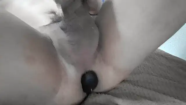 yuuya_s Live Webcam on Stripchat