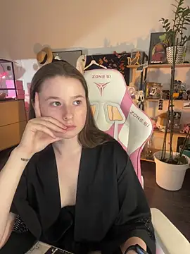 sweetest_pie - Sweetest_pie's free webcam - UK Sex Cams