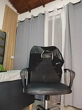 Oliver_bigblack_cock webcam