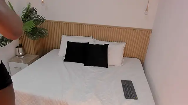 jasmin_evano29 - Jasmin_evano29's free webcam - UK Sex Cams