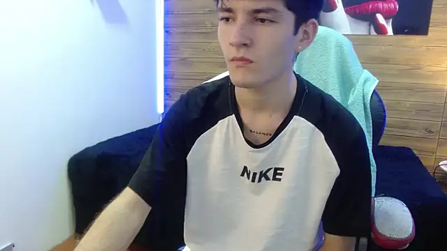 trevor_mob (M twink) - HOT MASTURBATION 7 MIN + CUM
