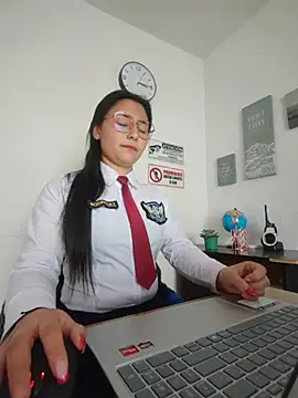 queen_linda1 - Queen_linda1's free webcam - UK Sex Cams