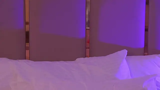 arianamell - ArianaMell's free webcam - UK Sex Cams