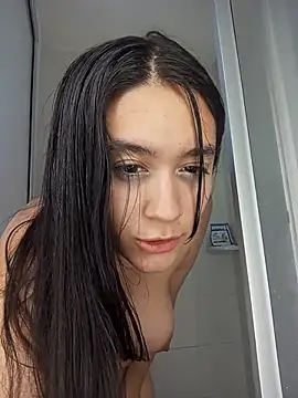 emilyhanks_ - EmilyHanks_'s free webcam - UK Sex Cams