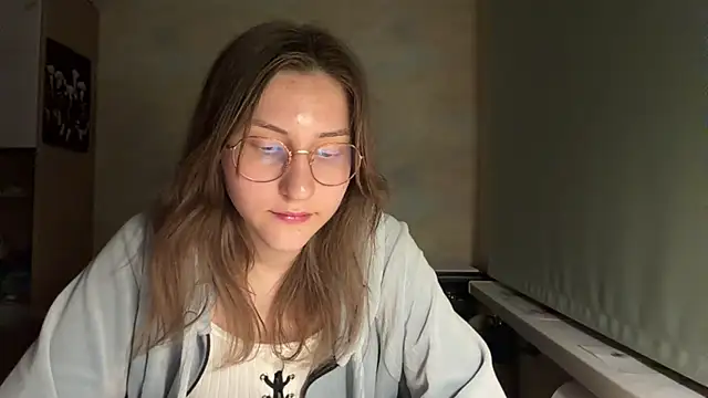 Miaaa_Moon webcam