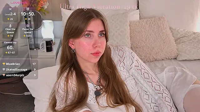evaakiins - EvaAkiins's free webcam - UK Sex Cams