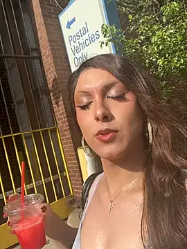 Model: cadenfoxx111