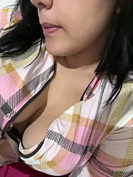 evelisepetroviich - EvelisePetroviich's free webcam - UK Sex Cams