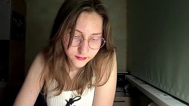 miaaa_moon - Miaaa_Moon's free webcam - UK Sex Cams