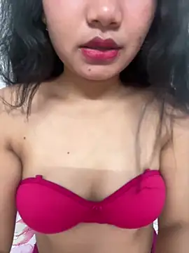 eliramoon - EliraMoon's free webcam - UK Sex Cams