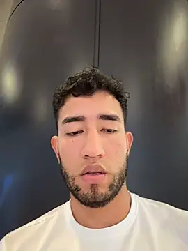 liam_bronw webcam