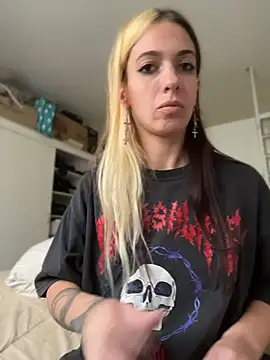 stonerwitch6 - StonerWitch6's free webcam - UK Sex Cams