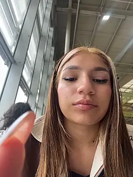 Isabella18_pink webcam