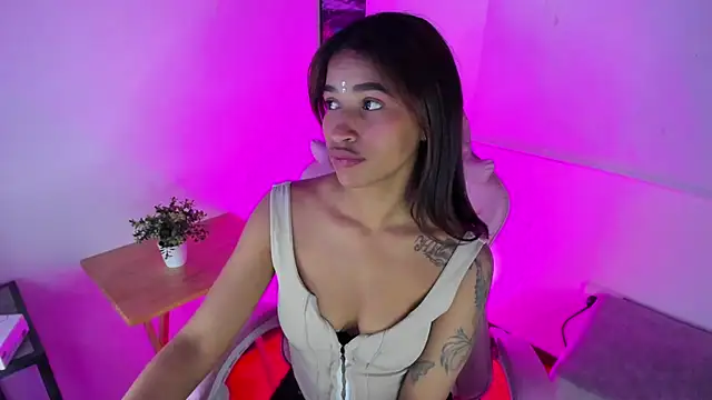MoonRose__ webcam