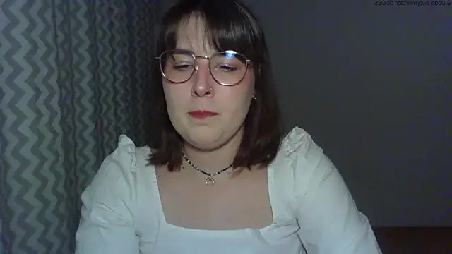clarahard - ClaraHard's free webcam - UK Sex Cams