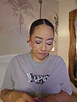 ivystonne - IvyStonne's free webcam - UK Sex Cams