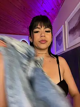violetaa_pink18 - Violetaa_pink18's free webcam - UK Sex Cams