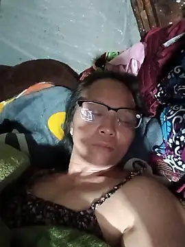 tina6886 - Tina6886's free webcam - UK Sex Cams