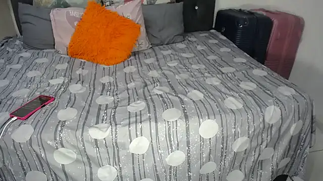 bootysoyummyx - BootySoYummyX's free webcam - UK Sex Cams