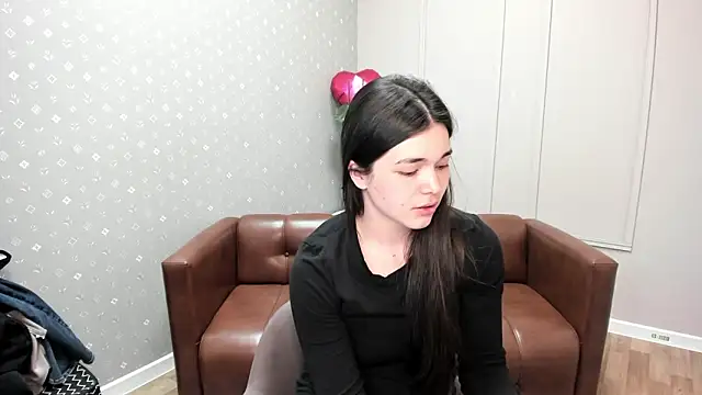 arianna_grandi - Arianna_Grandi's free webcam - UK Sex Cams