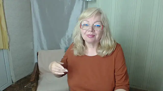 lavandamay - LavandaMay's free webcam - UK Sex Cams