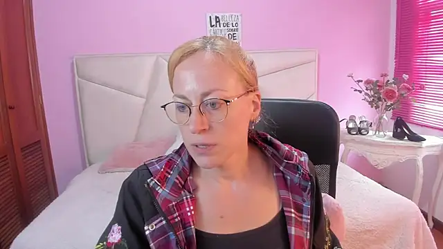 sammysanders - SammySanders's free webcam - UK Sex Cams