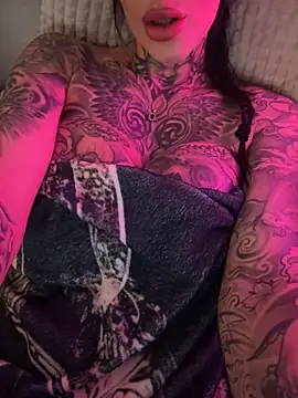 meganwitch - MeganWitch's free webcam - UK Sex Cams