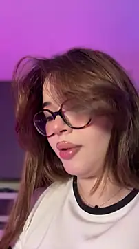 cutiepie3 - CutiePie3's free webcam - UK Sex Cams