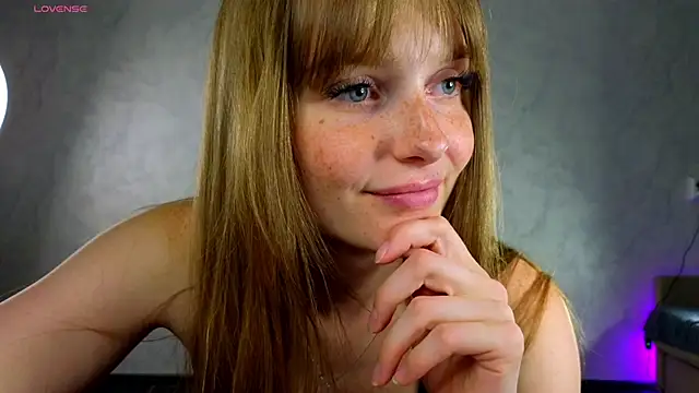 lovelly_molly1 - Lovelly_molly1's free webcam - UK Sex Cams