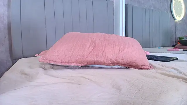 karla-ruiz webcam
