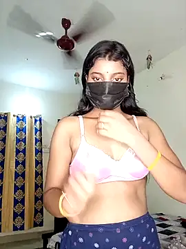 erotic-girl - Erotic-Girl's free webcam - UK Sex Cams