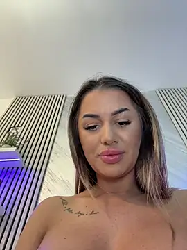 KirstieVegas webcam