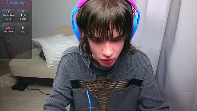 leonboykisser - LeonBoykisser's free webcam - UK Sex Cams