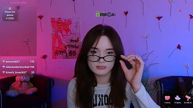 liana_kisses - Liana_kisses's free webcam - UK Sex Cams
