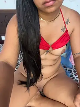 molyjoliepetitte_245 - Molyjoliepetitte_245's free webcam - UK Sex Cams
