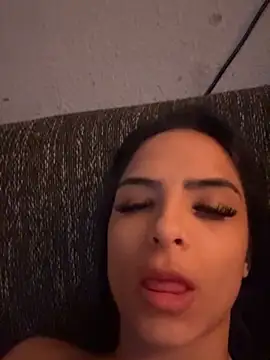 evelin199 - Evelin199's free webcam - UK Sex Cams
