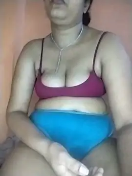 nency_love143 - Nency_Love143's free webcam - UK Sex Cams