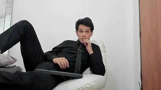 elijah_stoone - Elijah_stoone's free webcam - UK Sex Cams