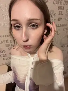 meowychans - MeowyChans's free webcam - UK Sex Cams