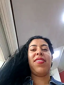 luianna - Luianna's free webcam - UK Sex Cams