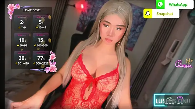 xBigSurpriseLorainex webcam